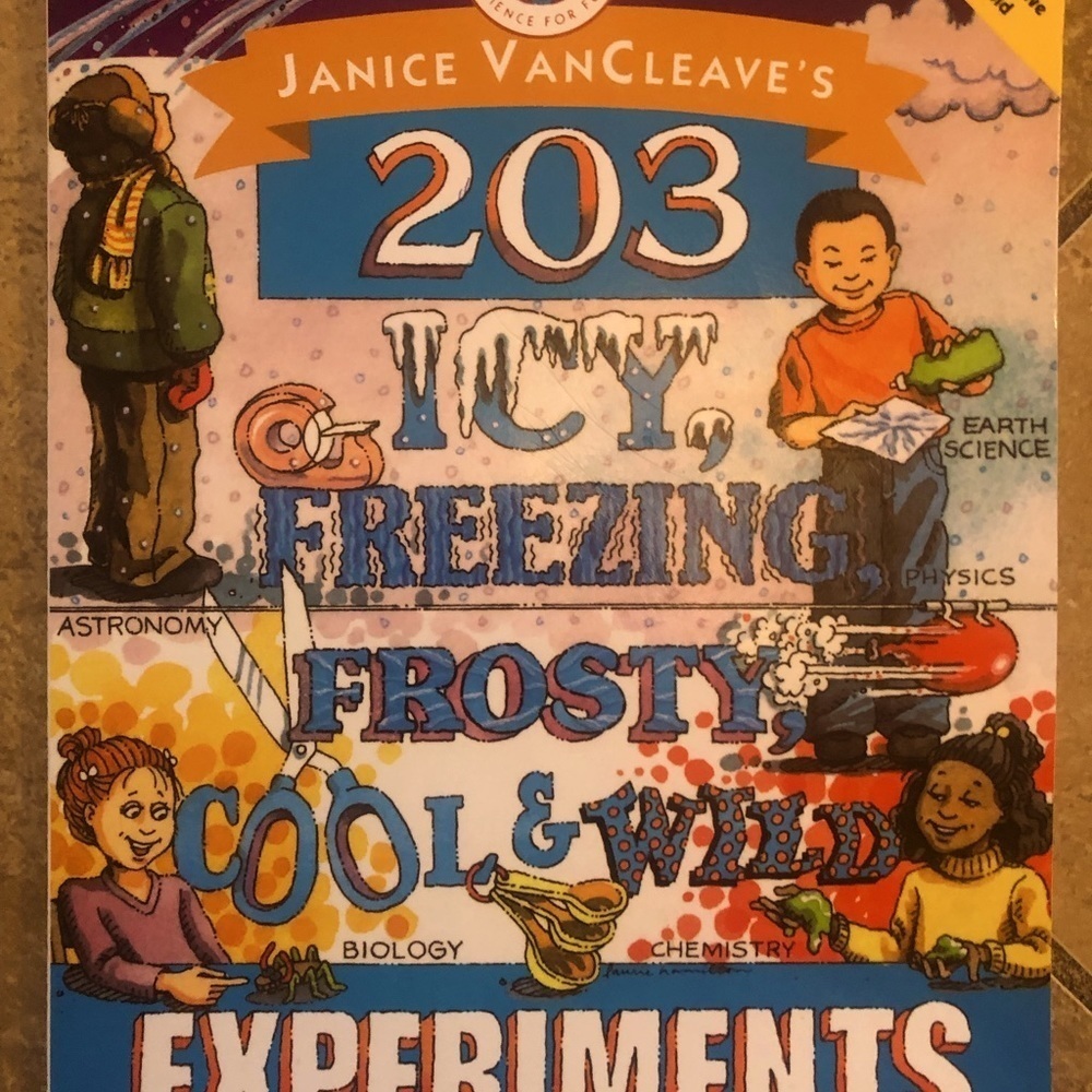 Kids Science Experiment book​